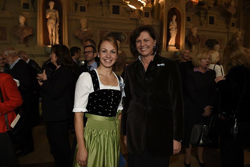 Glückwünsche gab's auch von Wirtschaftsministerin Ilse Aigner.