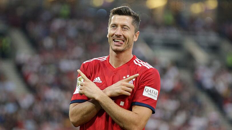 Seit geraumer Zeit feiert Robert Lewandowski vom FC Bayern mit diesem Torjubel.