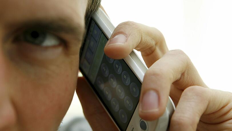Vodafone-Tochter soll gegen Bezahlung beim Ausspähen von Daten geholfen haben. Vodafone-Tochter soll gegen Bezahlung beim Ausspähen von Daten geholfen haben.