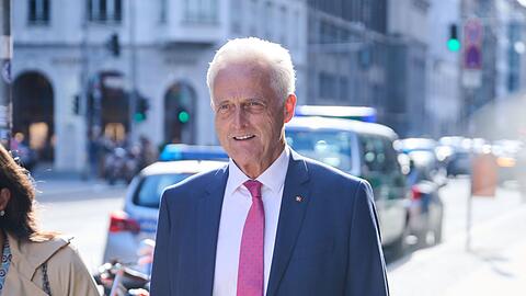 Bekommt &Auml;rger mit Polizei und Staatsanwaltschaft: Ex-Verkehrsminister Peter Ramsauer. (Archivbild)