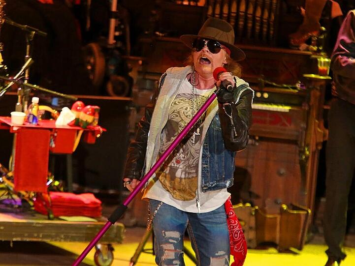 Axl Rose bei einem Benefiz-Konzert