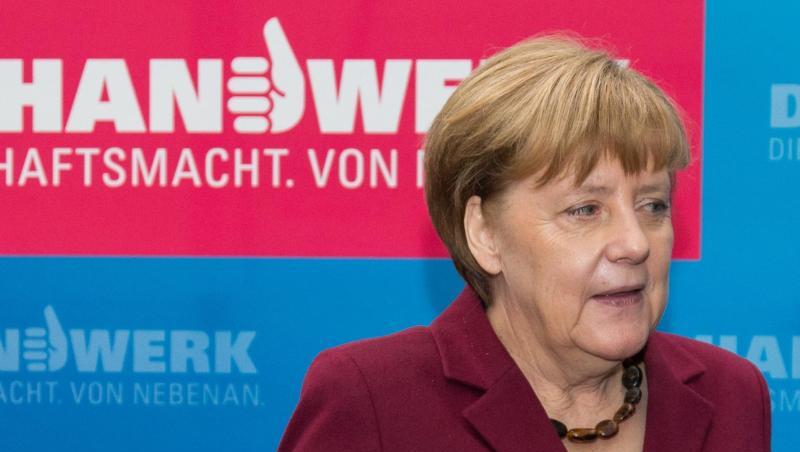 Bundeskanzlerin Angela Merkel beim Forum des Zentralverbandes des Deutschen Handwerks (Archiv). Bundeskanzlerin Angela Merkel beim Forum des Zentralverbandes des Deutschen Handwerks (Archiv).