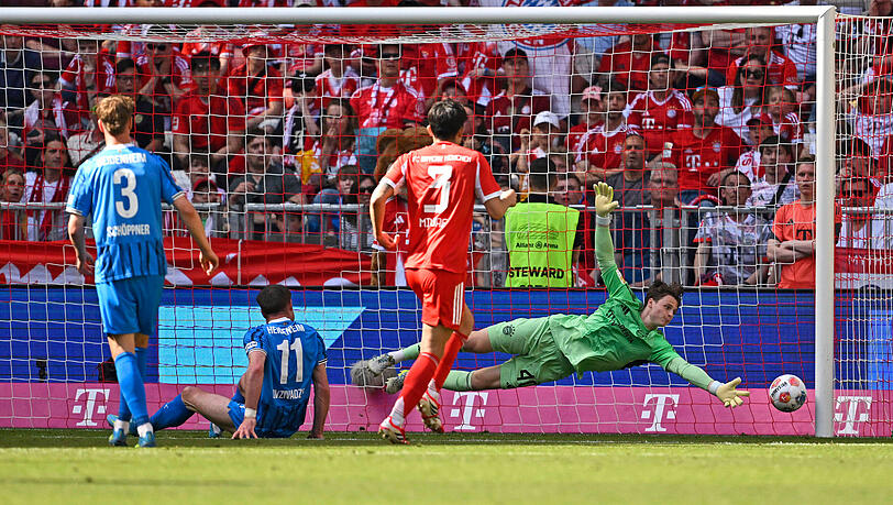 Blieb gegen den 1. FC Heidenheim nicht ohne Gegentor: Jonas Urbig.