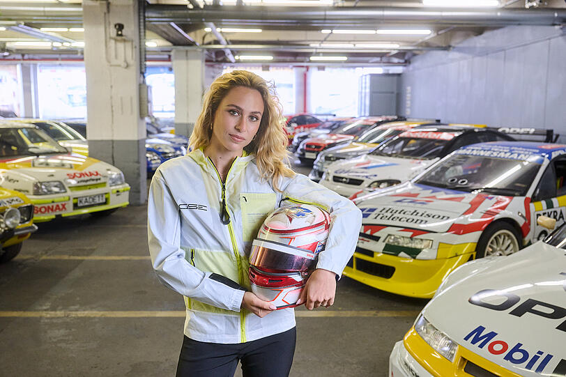 Sophia Fl&ouml;rsch (25) m&ouml;chte bei Opel Formel-E-Stammfahrerin werden.