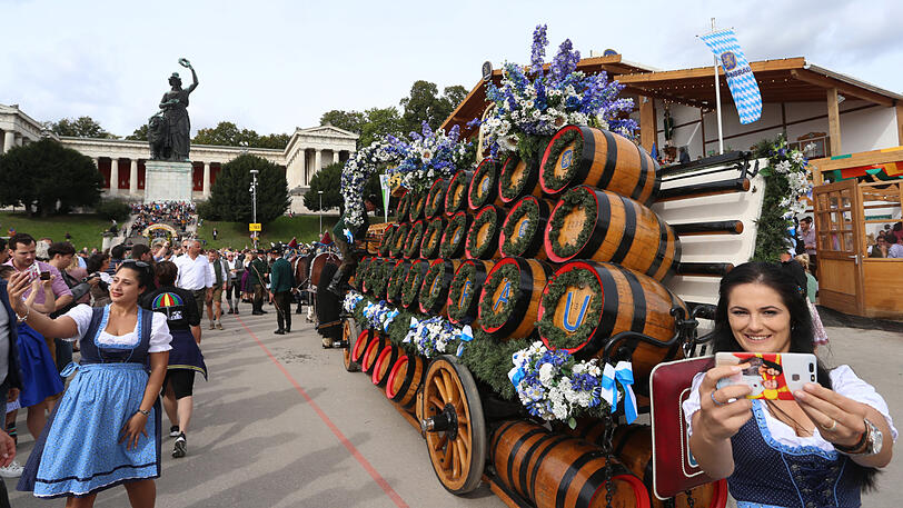 Weitere Bilder vom ersten Wiesn-Tag.
