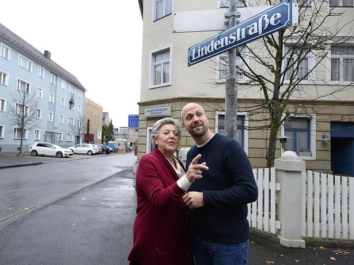 Marie-Luise Marjan und Moritz Sachs ziehen aus der "Lindenstraße" aus.