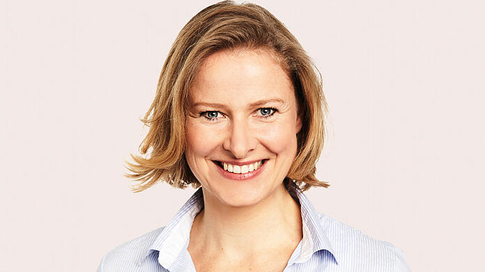 Julia Schmitt-Thiel.
