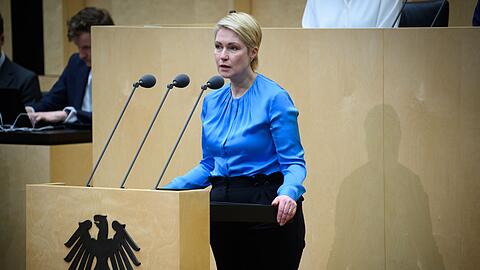 Ministerpr&auml;sidentin Schwesig h&auml;lt weitere Entlastungen f&uuml;r n&ouml;tig.