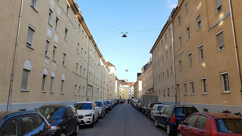 503 Wohnungen der EBG München-West droht der Verkauf. 503 Wohnungen der EBG München-West droht der Verkauf.
