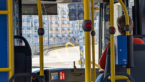 Am Mittwoch gab es zwei Unfälle mit Linienbussen in München.