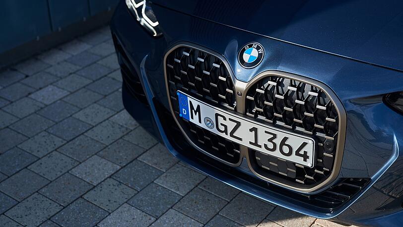 Diskussionsgrund: Die mächtige "BMW-Niere" polarisiert bei Fans und potenziellen Kunden.