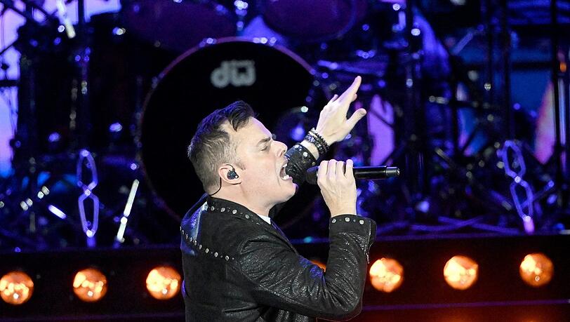 Marc Martel mit One Vision of Queen feat. Marc Martel in der Olympiahalle.
