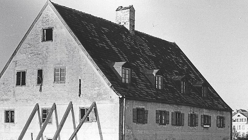 Ländlich sieht es an der Wotanstraße 117 um 1939 aus ... Ländlich sieht es an der Wotanstraße 117 um 1939 aus ...