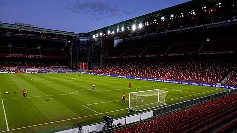 Wohlfühl-Atmosphäre im Parken-Stadion in Kopenhagen.