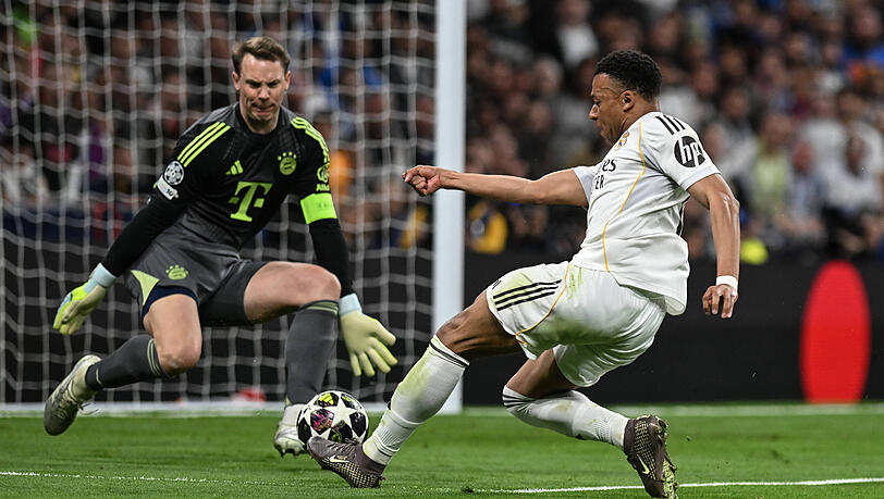 Wie in besten Zeiten: Manuel Neuer zeigte gegen Real Madrid um Starstürmer Kylian Mbappé eine Weltklasse-Leistung Wie in besten Zeiten: Manuel Neuer zeigte gegen Real Madrid um Starstürmer Kylian Mbappé eine Weltklasse-Leistung