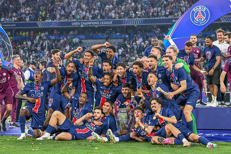 Paris feiert in Fröttmaning: Szene vom Finalabend 2025 in der Arena. Paris feiert in Fröttmaning: Szene vom Finalabend 2025 in der Arena.