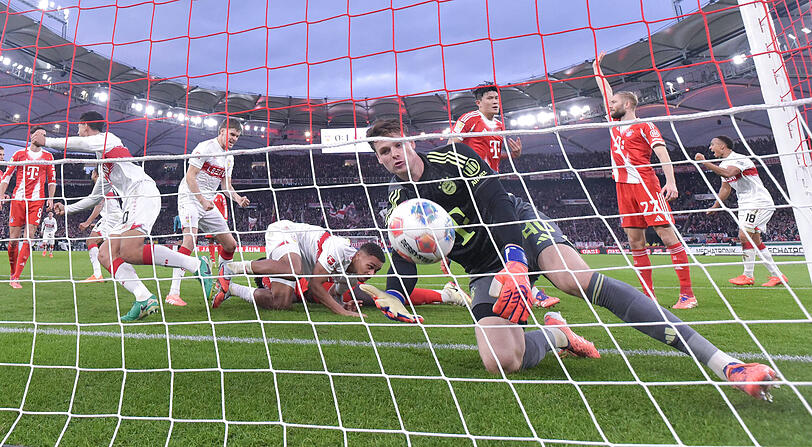 Werden wohl ein Freundschaftsspiel bestreiten: Der FC Bayern und der VfB Stuttgart. Werden wohl ein Freundschaftsspiel bestreiten: Der FC Bayern und der VfB Stuttgart.