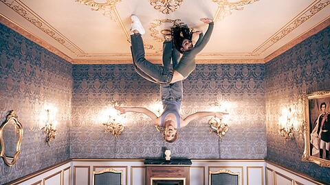 Die "Lange Nacht der Museen" geht in die 26. Runde. Mit dabei sind über 100 Museen und Kulturorte. Auch das "Magic Bavaria Erlebnismuseum" öffnet seine Türen. Dort kann man in der "Upside-Down-Disco" an der Decke tanzen.