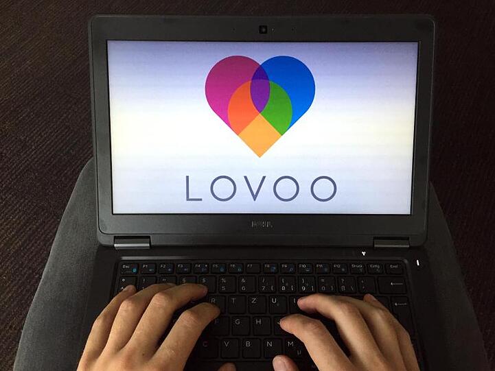 Bei der Dating-App Lovoo ist es laut Recherchen des Bayerischen Rundfunks möglich, genaue Bewegungsprofile der Nutzer zu erstellen.