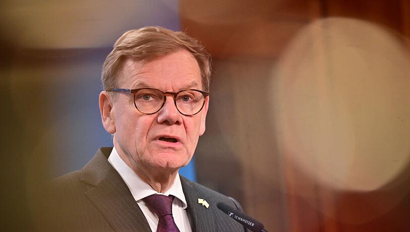 Laut Außenminister Wadephul hat Deutschland einer UNWRA-Mandatsverlängerung in New York erstmals nicht zugestimmt. Laut Außenminister Wadephul hat Deutschland einer UNWRA-Mandatsverlängerung in New York erstmals nicht zugestimmt.