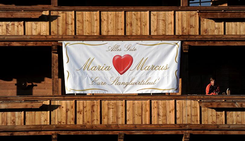 Die schönsten Bilder von der Hochzeit des Ski-Stars.