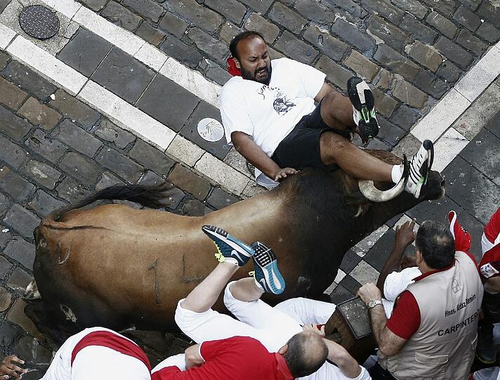 Die Bilder der Stierhatz in Pamplona zum Durchklicken.