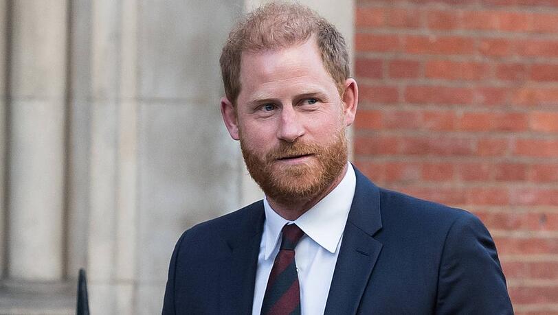 Prinz Harry war noch ein Kind, als seine Mutter Diana bei einem Autounfall in Paris starb. In seiner Biografie "Reserve" schilderte er, wie schwer der Verlust für ihn war.