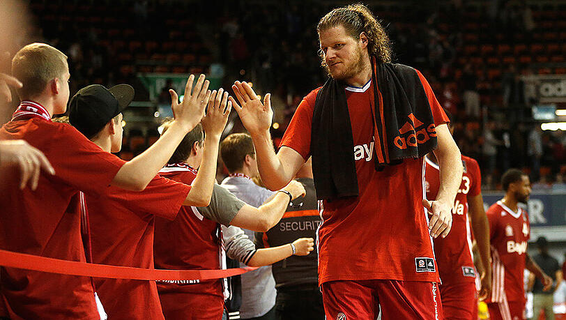 John Bryant zog es im Sommer vom FC Bayern zu Valencia Basket. Jetzt wurde der US-Amerikaner gefeuert. John Bryant zog es im Sommer vom FC Bayern zu Valencia Basket. Jetzt wurde der US-Amerikaner gefeuert.