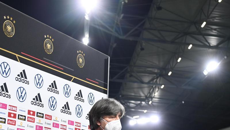 Musste nach der DFB-Blamage gegen Nordmazedonien einige Fragen beantworten: Bundestrainer Joachim Löw.