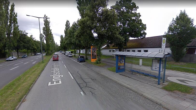 An den Bushaltestellen am Wilhelm-Dieß-Weg in Englschalking wurden antisemitische Schmierereien festgestellt.