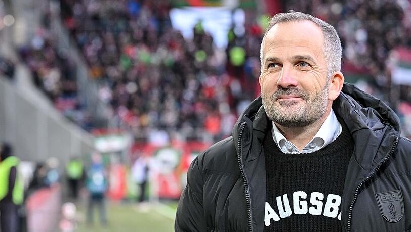 Manuel Baum bleibt Trainer beim FC Augsburg. (Archivbild)