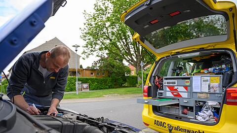 Die Pannenhilfe geh&ouml;rt zum Angebot des ADAC. (Archivbild)