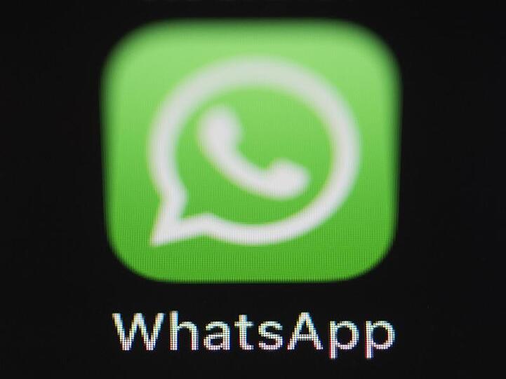 Die Messenger-App WhatsApp lässt sich auch über Browser auf einem Computer nutzen - für das BKA offenbar ein Einfallstor zum Mitlesen.