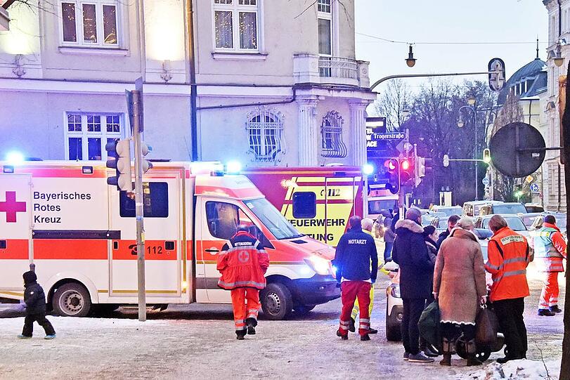 Weitere Bilder vom Brand in der Trogerstraße.