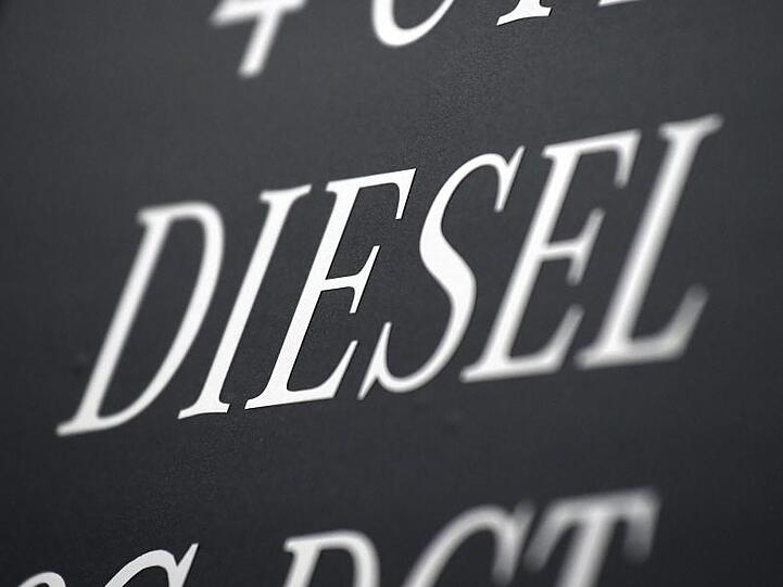Zum dritten Mal haben die Behörden bei Daimler einen Diesel-Rückruf angeordnet.