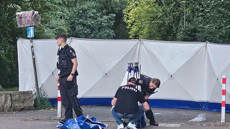 Nach einem Streit in Bremen starb ein Mann noch am Tatort.