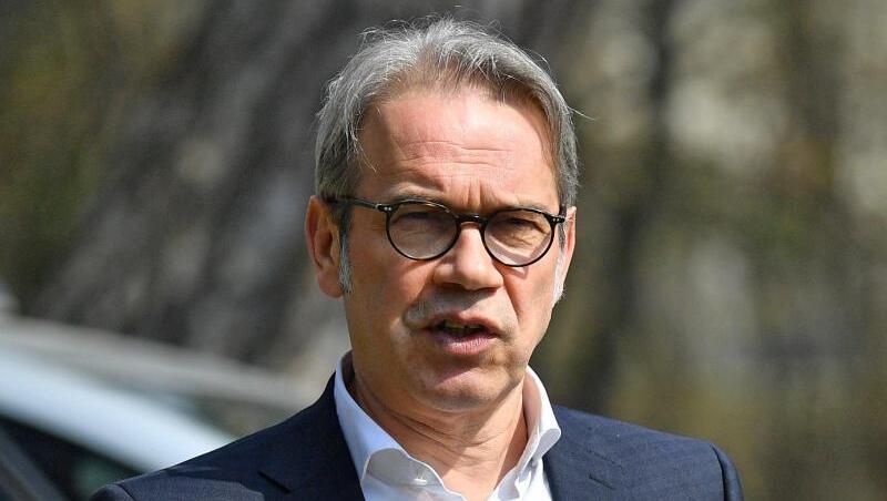 Der thüringische Innenminister Georg Maier. Der thüringische Innenminister Georg Maier.