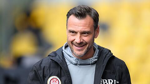 Krasser Außenseiter mit dem SV Wehen: Trainer Nils Döring. (Archivbild)