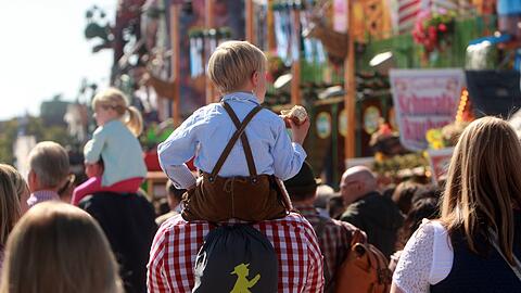 Auch für kleine Oktoberfestbesucher ist viel geboten auf der Theresienwiese.