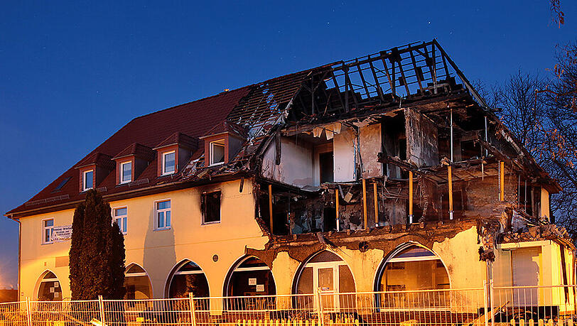 Das abgebrannte Haus im November 2011: Hier hielt sich der NSU versteckt.