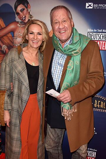 Moderatorin Clarissa Jungbluth und Promi-Wirt Hugo Bachmaier (Bachmaier Hofbräu)