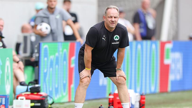 Alexander Zorniger rechnet mit vielen Emotionen in Kaiserslautern.