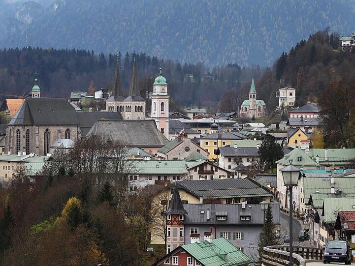 Wohn- und Geschäftshäuser in Berchtesgaden: Die oberbayerische Gemeinde hat Satzungen erlassen, um die Zahl der Zweitwohnungen künftig zu beschränken.