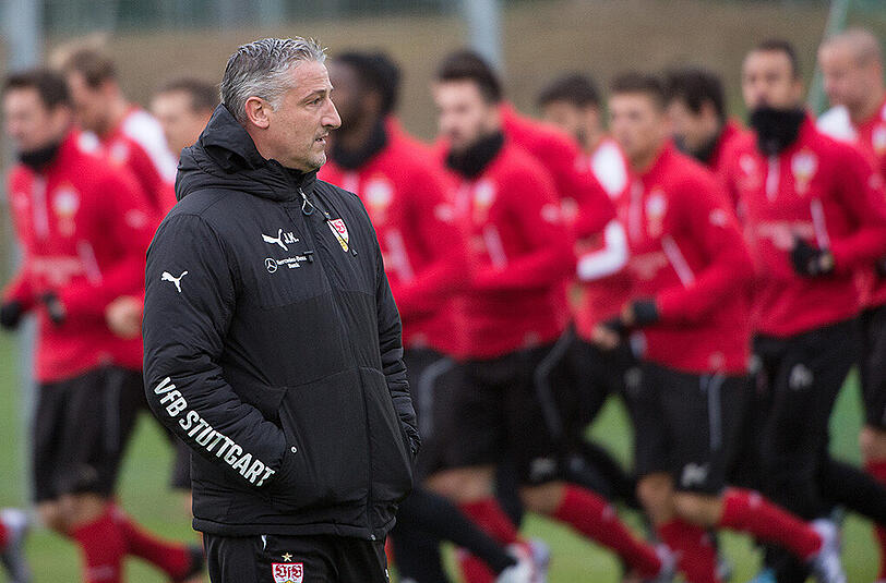 Der VfB Stuttgart steht unter Druck im Montagsspiel gegen Werder Bremen. Doch auch die Werderaner kämpfen um jeden Punkt, um den Abstieg zu verhindern.