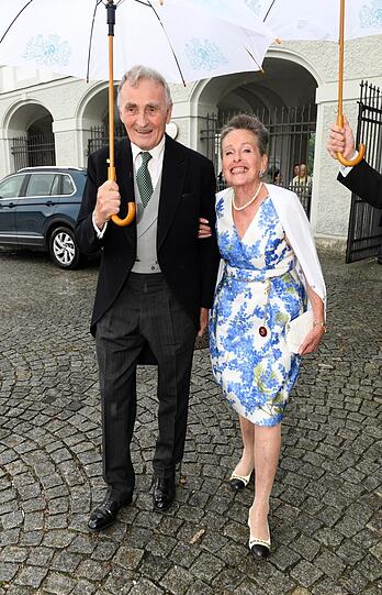 Auch dabei: Max Herzog in Bayern mit Frau Herzogin Elizabeth.