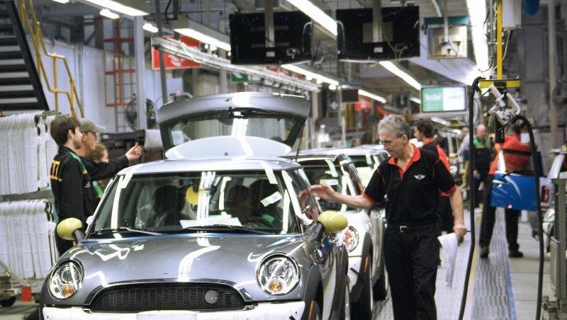 Produktion von Mini-Fahrzeugen im Werk Oxford in Großbritannien. Produktion von Mini-Fahrzeugen im Werk Oxford in Großbritannien.