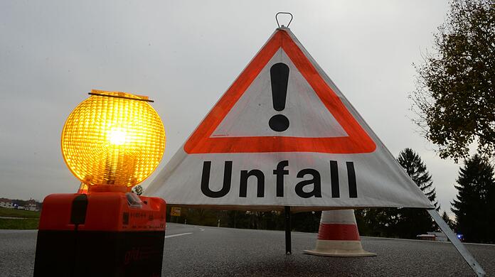 Die Autobahn 9 ist nach einem Unfall im Landkreis Pfaffenhofen an der Ilm in Richtung München gesperrt. (Symbolbild)