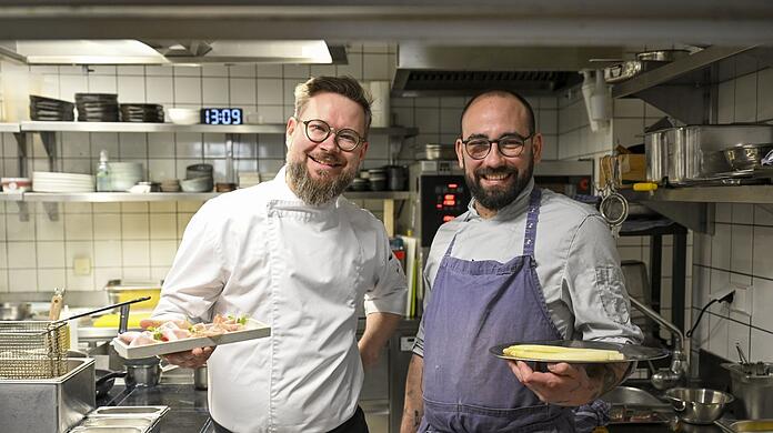 Jacob Weiß und Patrick Mertens ergänzen sich in der Küche perfekt.