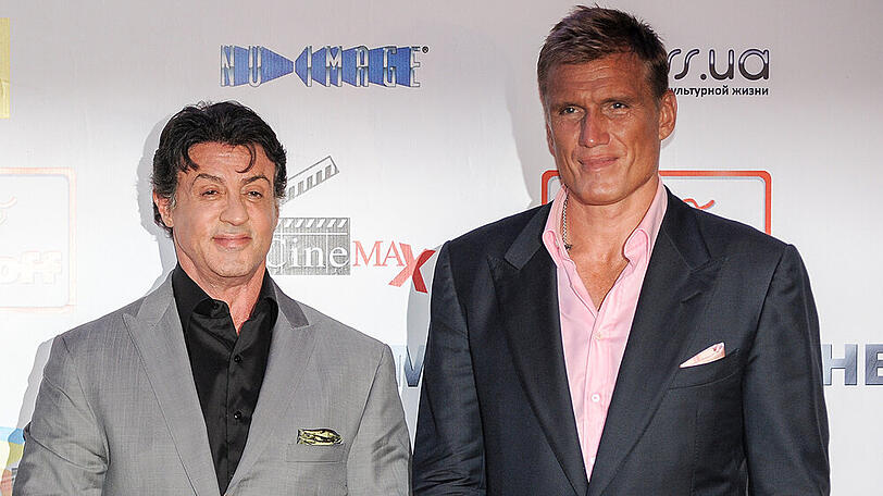 Vor der Kamera ärgste Feinde, dahinter beste Kumpel: Sylvester Stallone (l.) und Dolph Lundgren