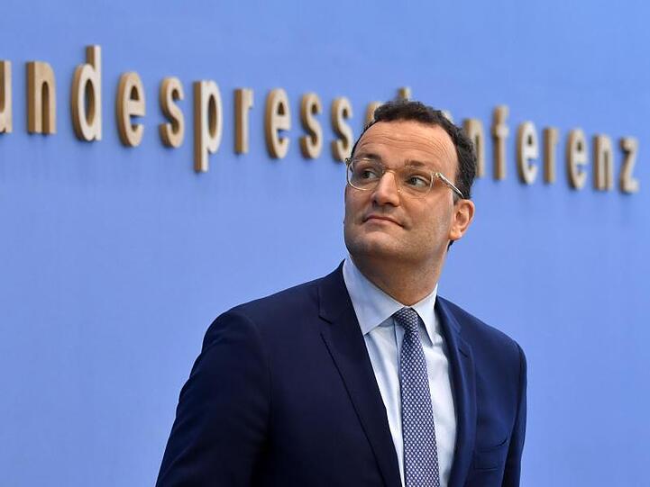 Bundesgesundheitsminister Jens Spahn bei einer Pressekonferenz zum Kampf gegen das Coronavirus.